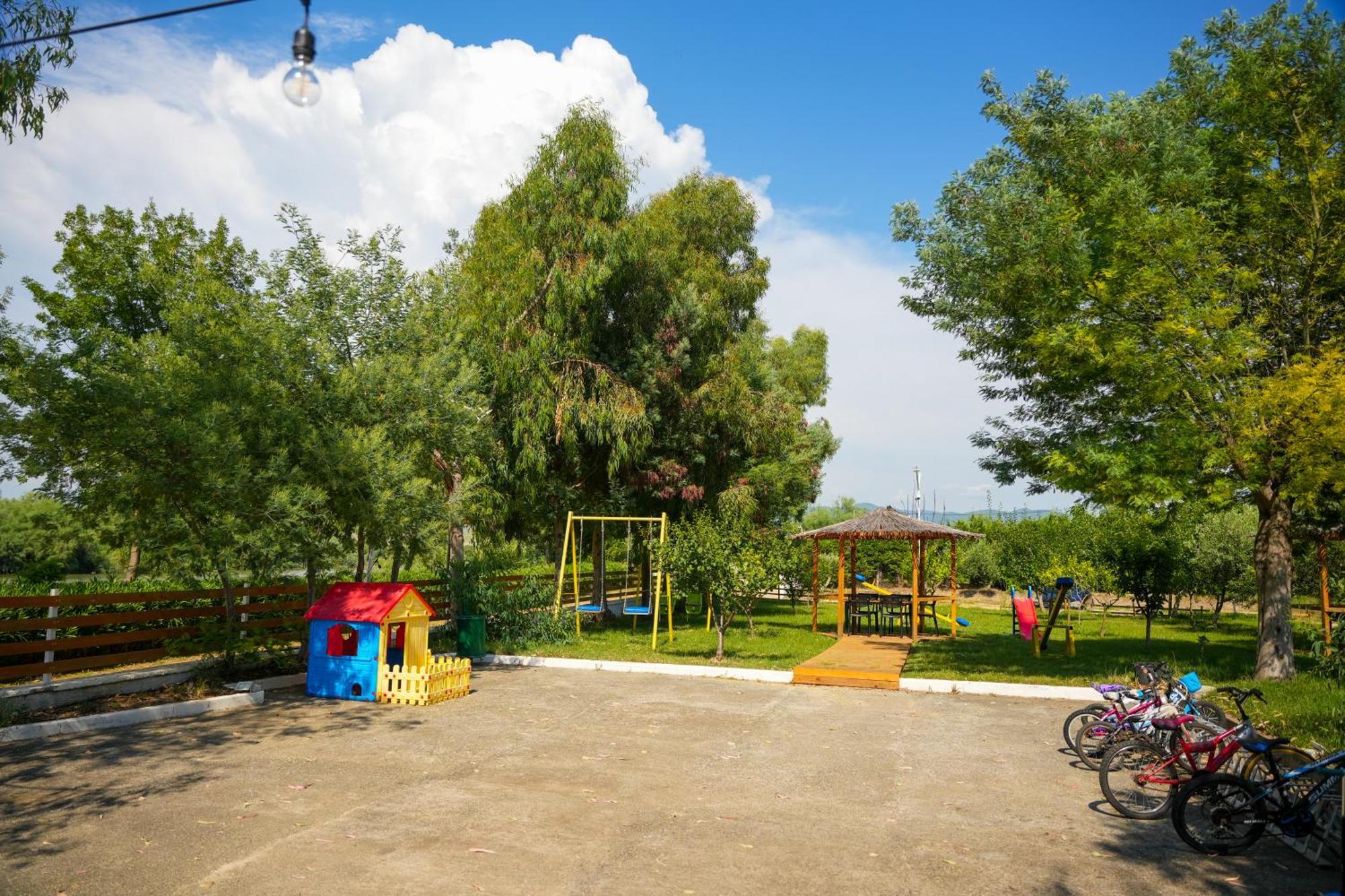 Paradise Laguna Vain Lezhe Ngoại thất bức ảnh